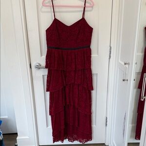 Rihoas Elegant Burgundy Lace Tiered Dress